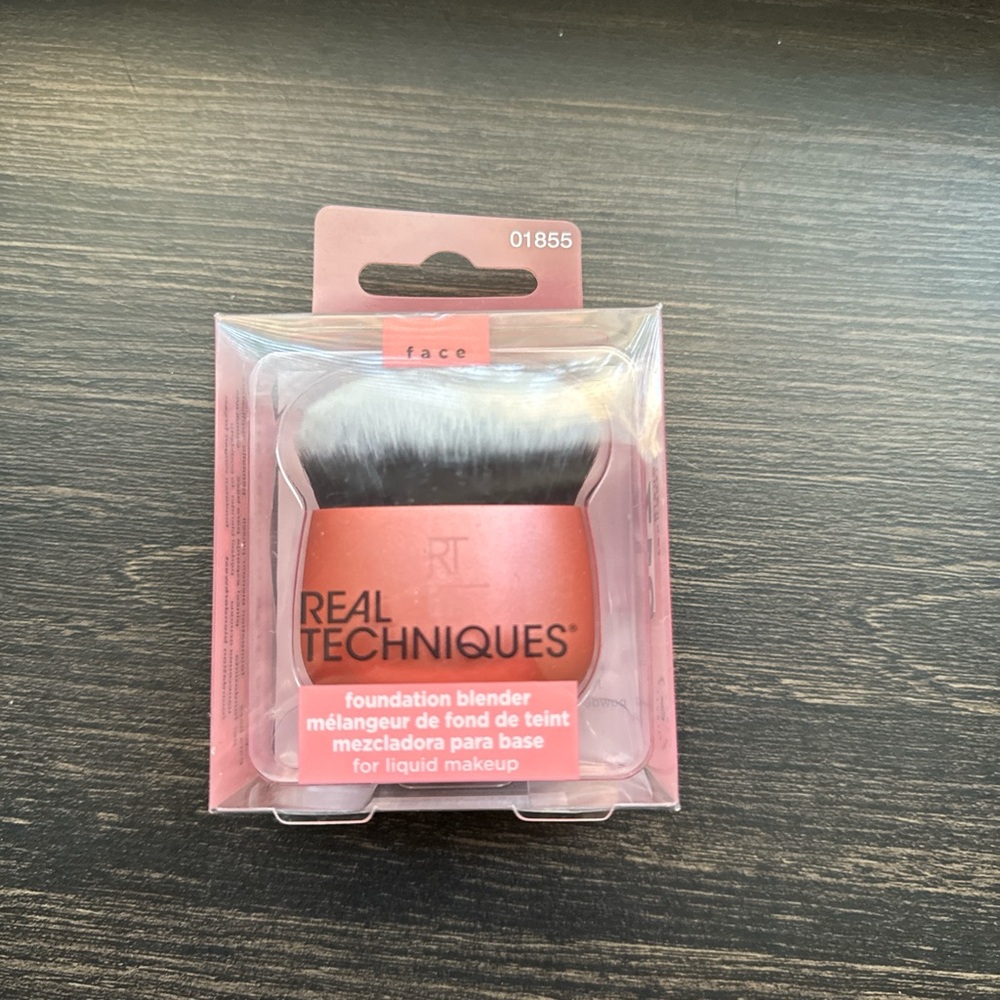 Real Techniques brush